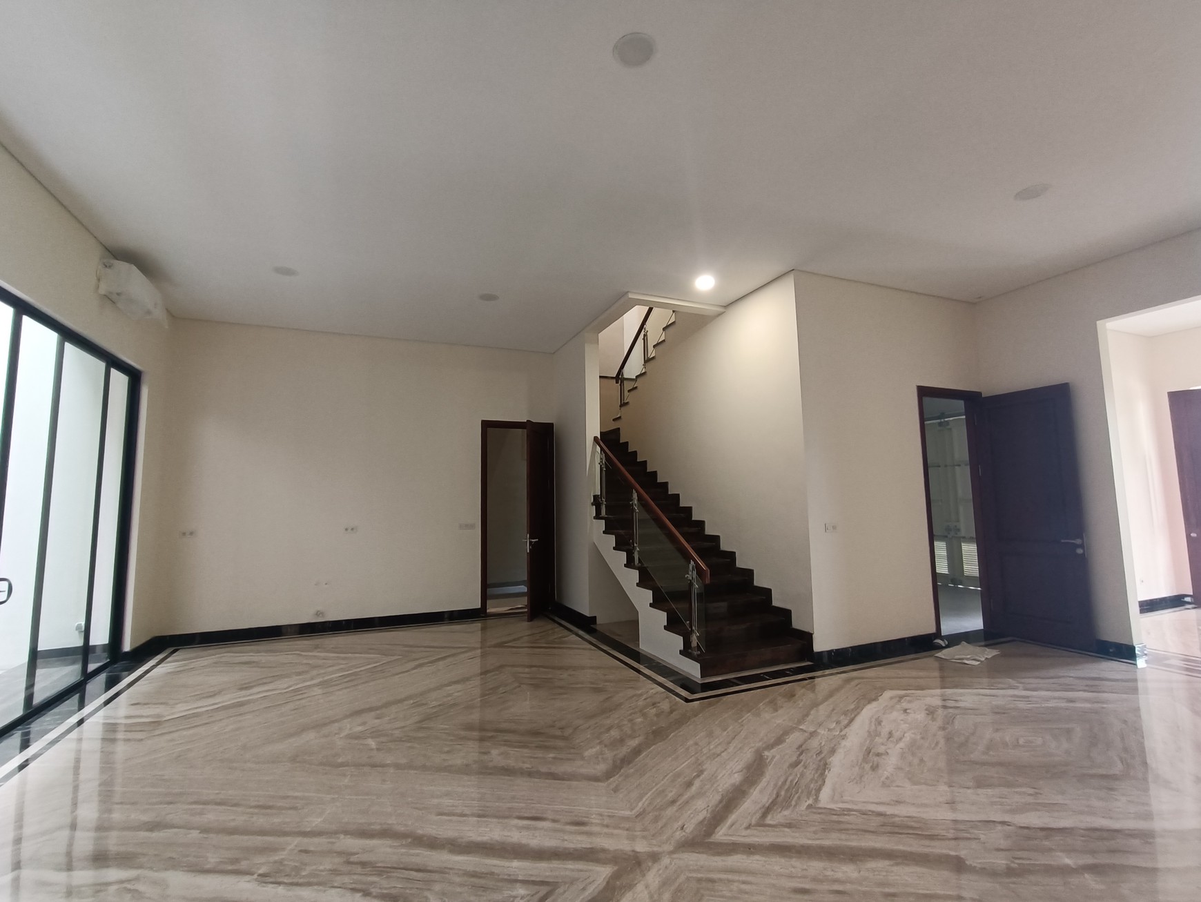 Dijual Rumah Citraland Bukit Golf Baru Gress Mewah Golf view ciamik samping