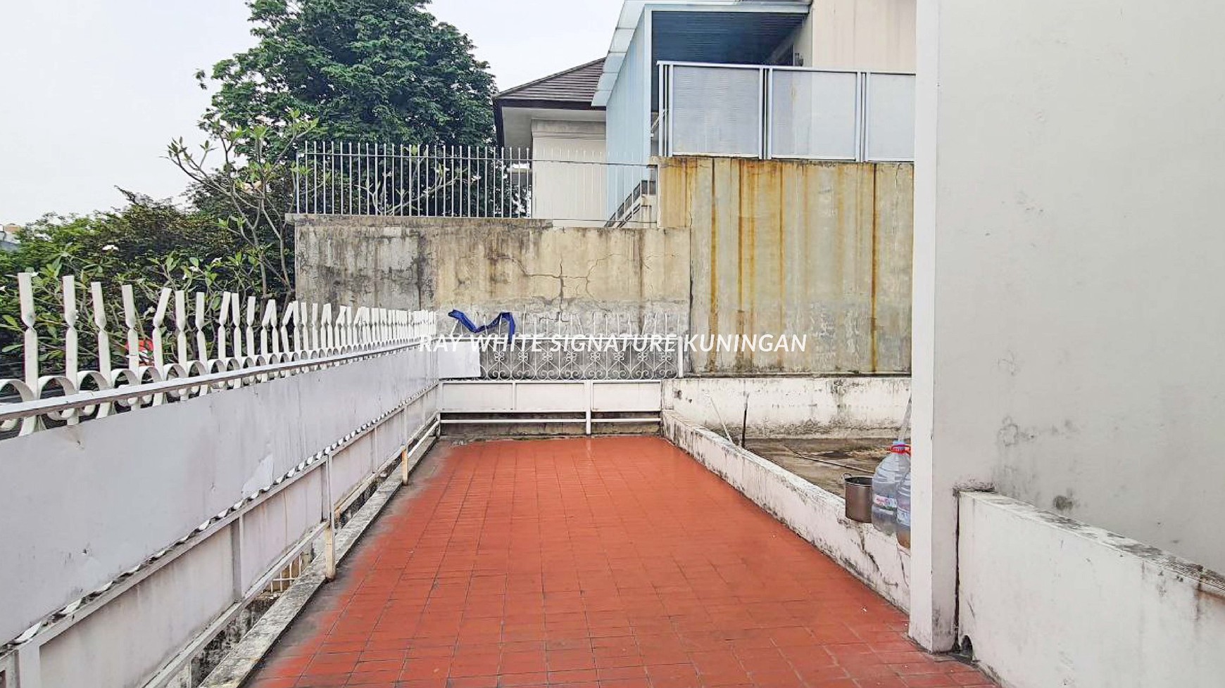 Dijual Rumah di Dharmawangsa Cocok Untuk Tempat Usaha