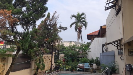 Dijual rumah 2 lantai dekat Antasari