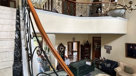 Dijual Rumah Mewah di Kompleks Perumahan Eks Pertamina - Jakarta Selatan
