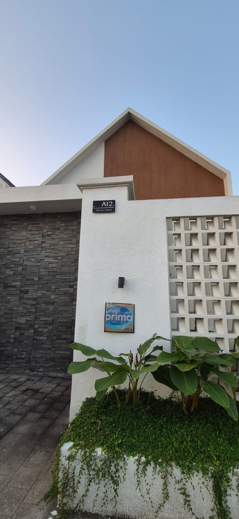 Leasehold - Tranquil villa in Seminyak's dining and entertainment, Bali