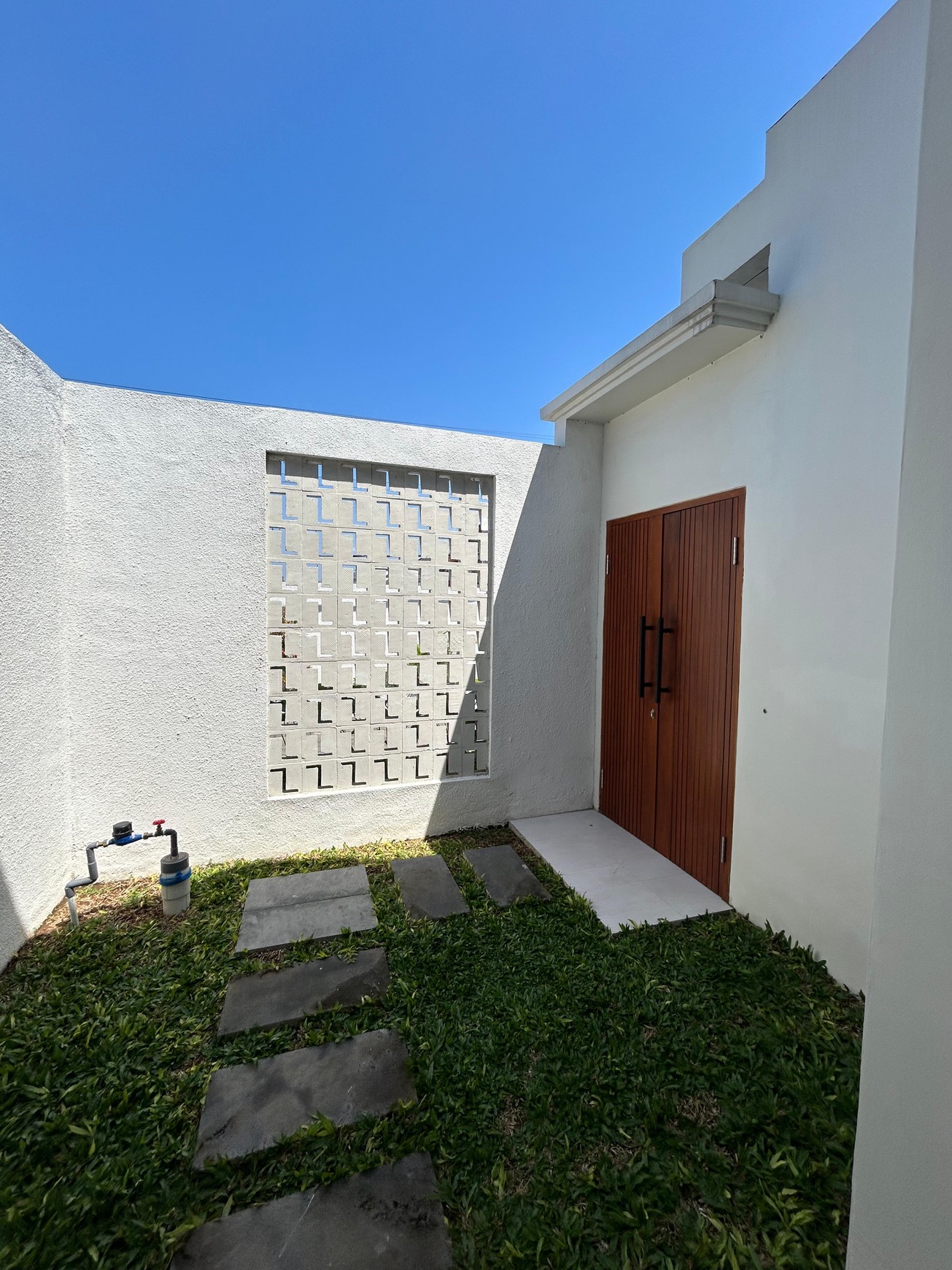 Leasehold - Tranquil villa in Seminyak's dining and entertainment, Bali