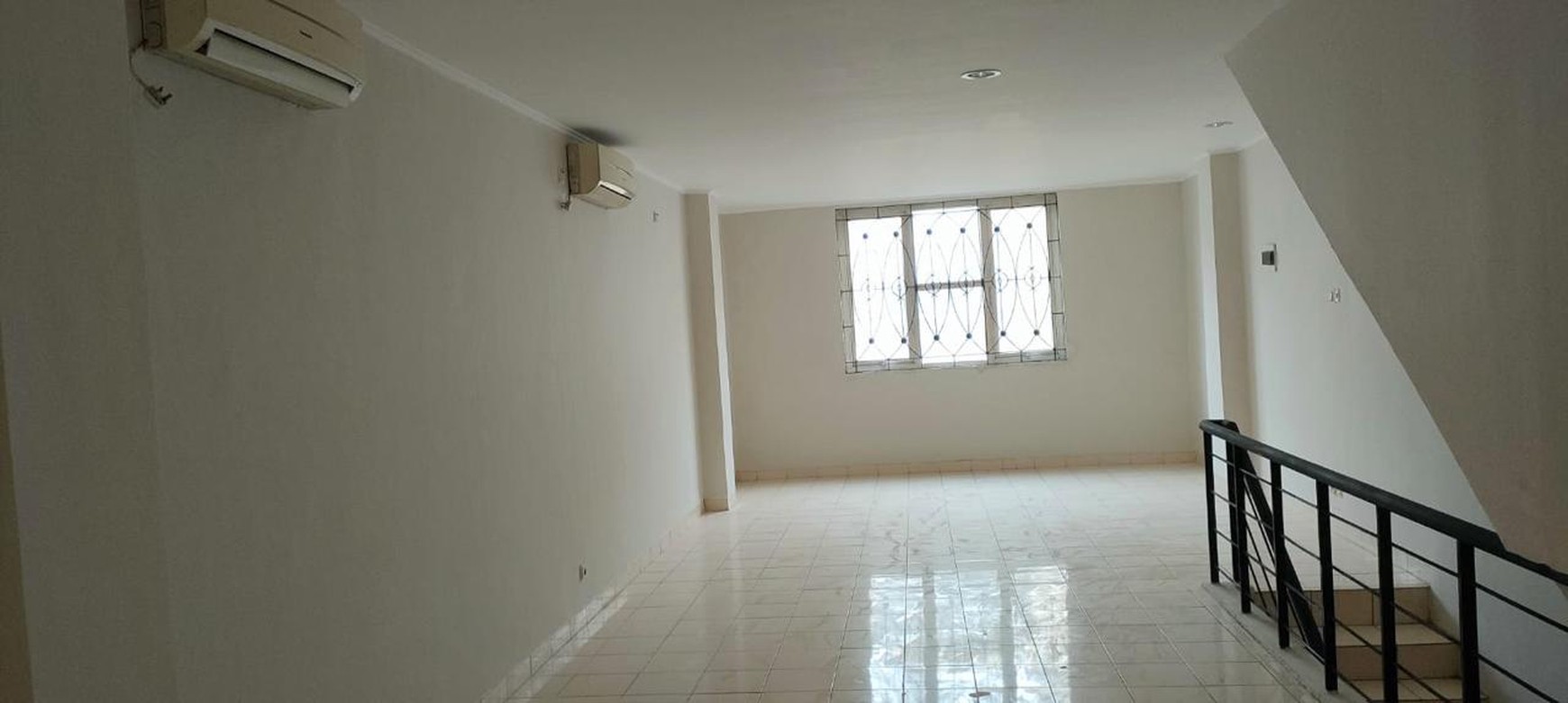 Ruko Strategis di Jl. Raya Utama BSD