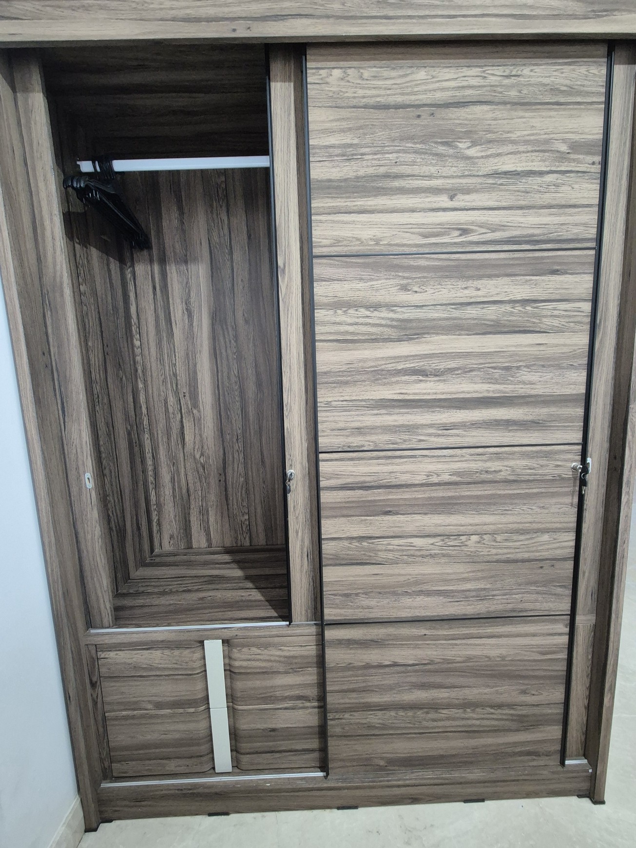 DIJUAL APARTEMEN ONE ICON 1BR diatas TP6 FULL FURNISHED SIAP HUNI