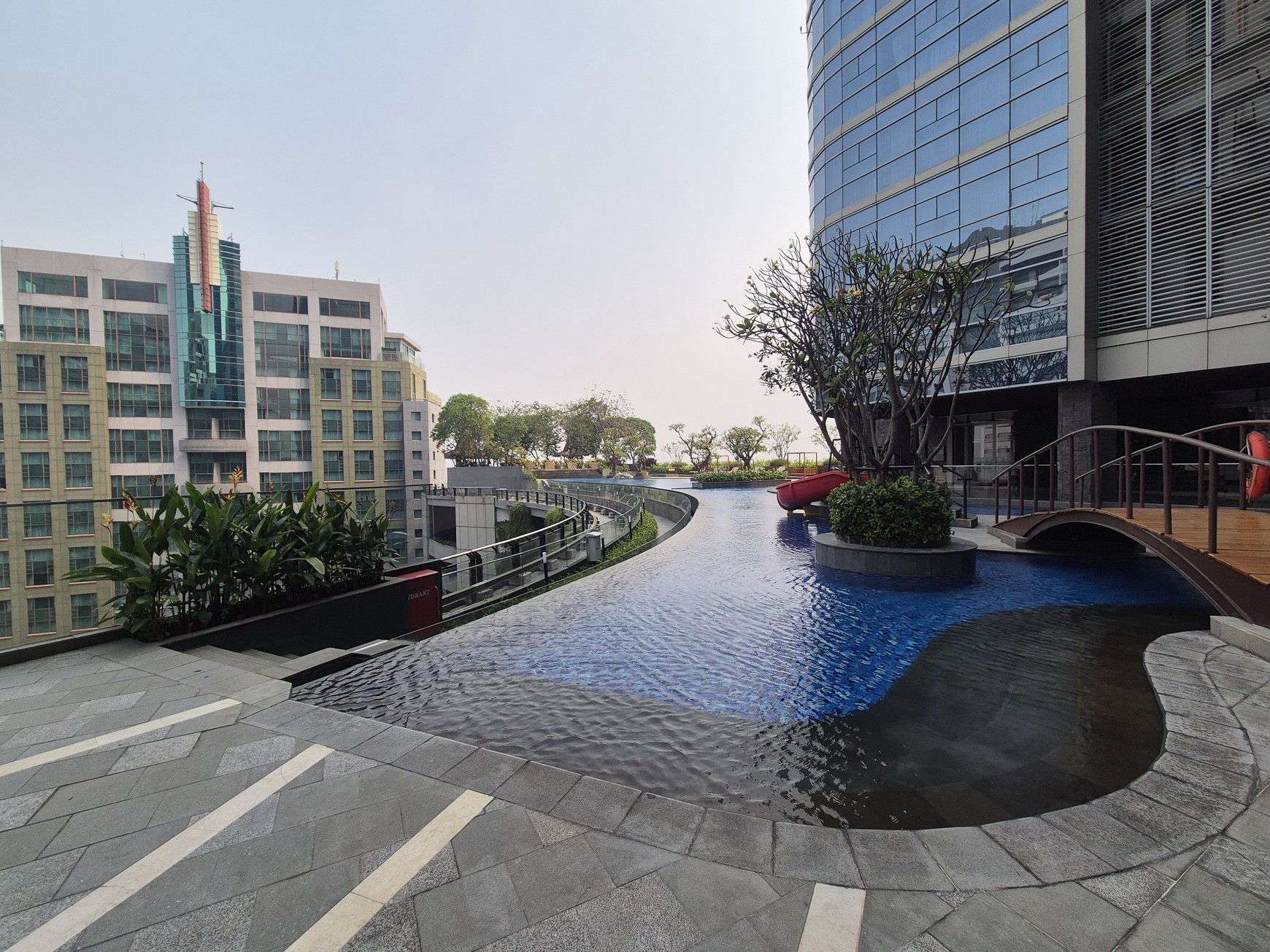DIJUAL APARTEMEN ONE ICON 1BR diatas TP6 FULL FURNISHED SIAP HUNI