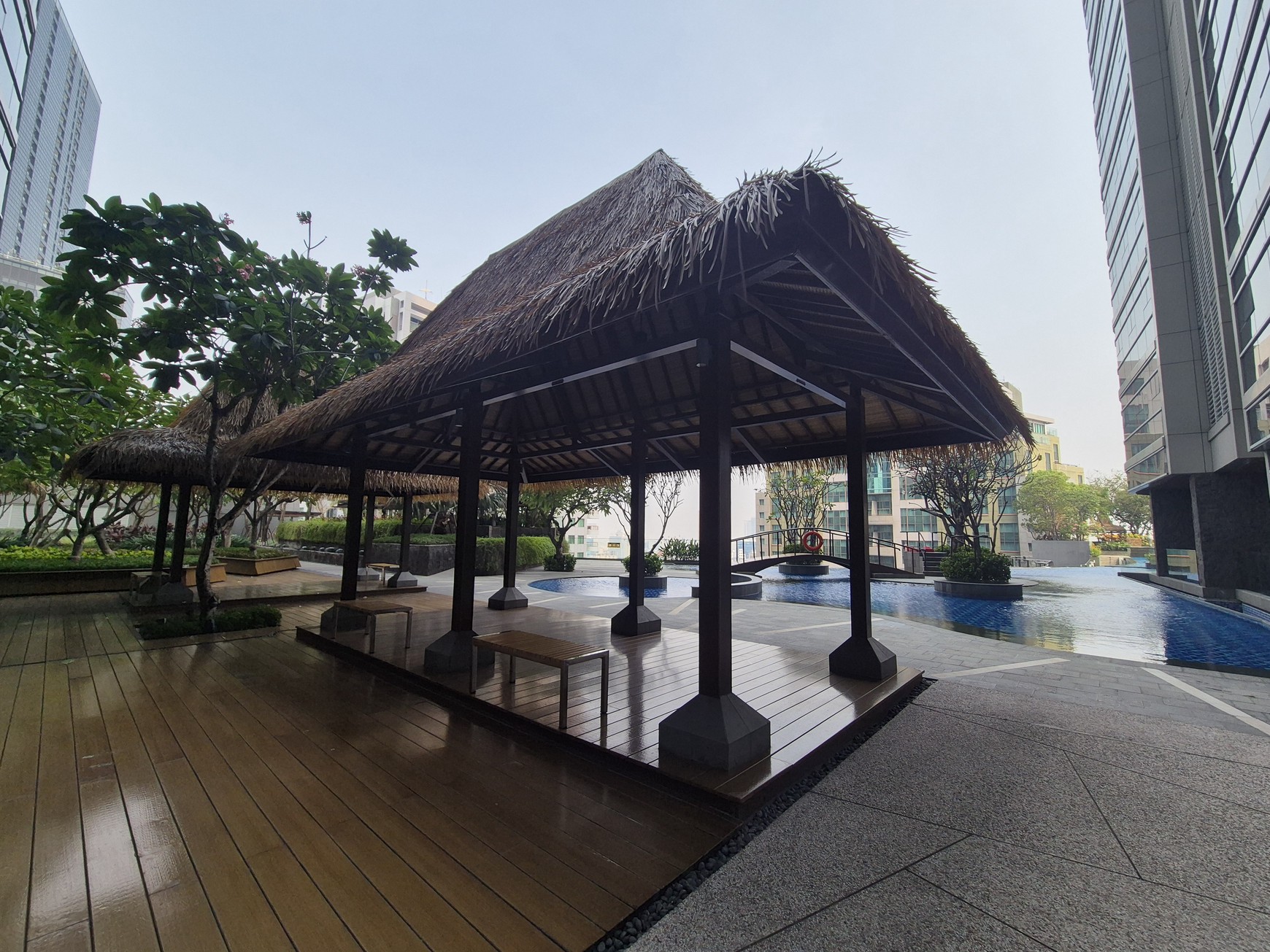 DIJUAL APARTEMEN ONE ICON 1BR diatas TP6 FULL FURNISHED SIAP HUNI