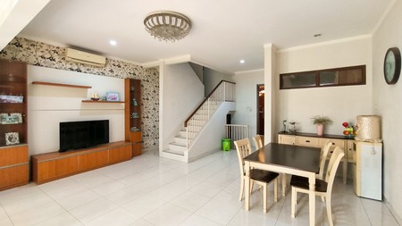 Rumah dalam cluster,jalan lebar di Bintaro Jaya 9