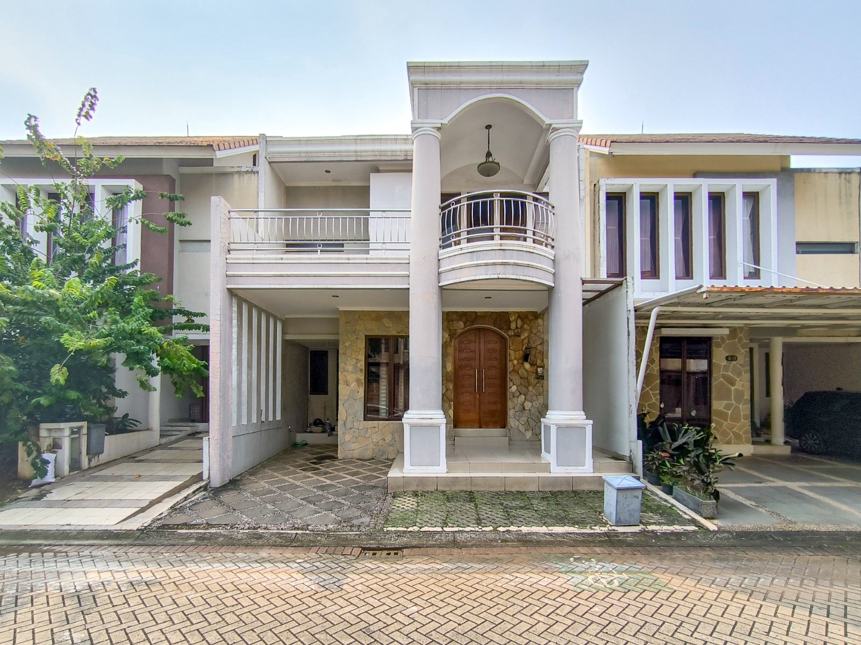 Rumah dalam cluster,jalan lebar di Bintaro Jaya 9