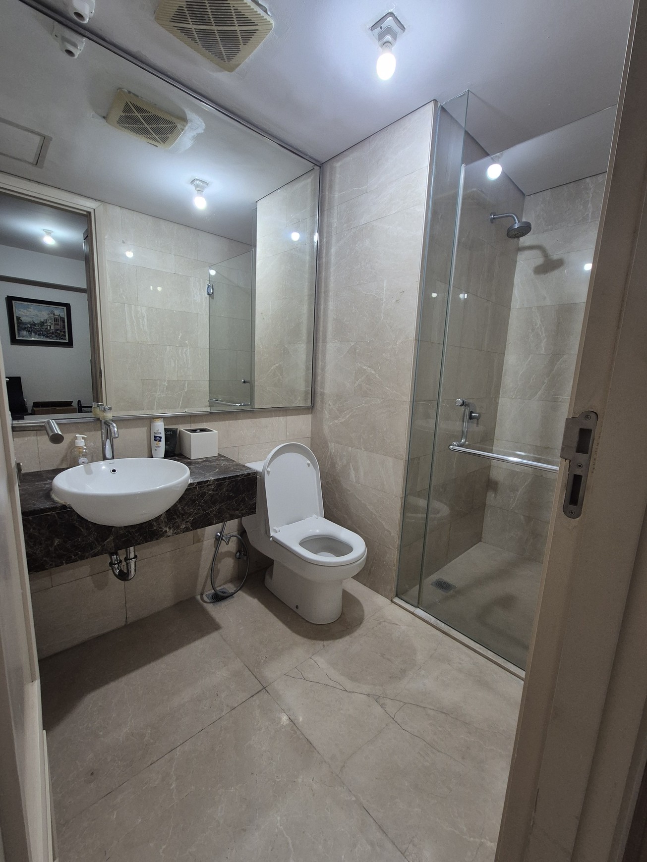 DISEWAKAN APARTEMEN ONE ICON 1BR diatas TP6 FULL FURNISHED SIAP HUNI