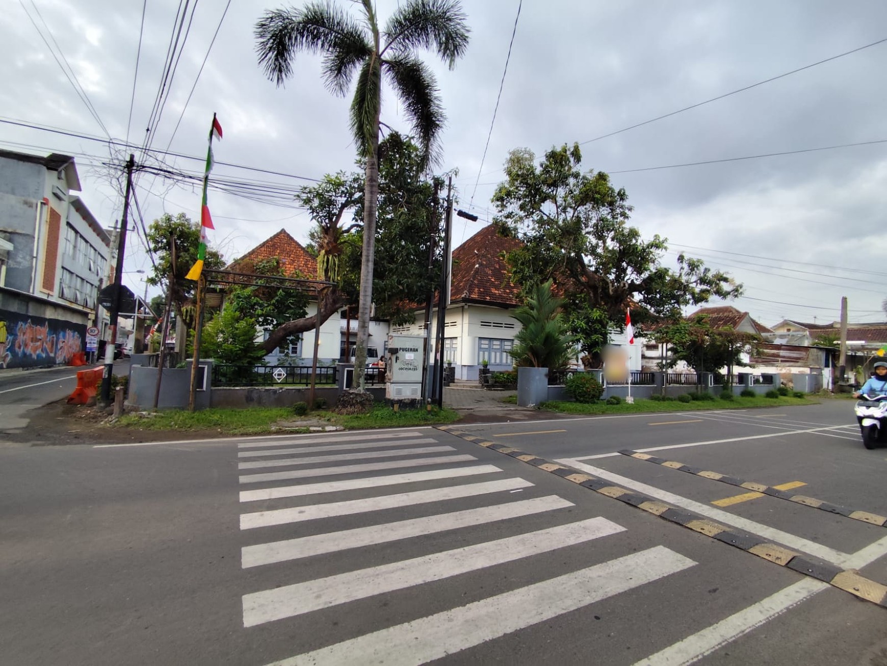 Rumah Gaya Kolonial 1547 Meter Persegi Diarea Wisata Kota Yogyakarta