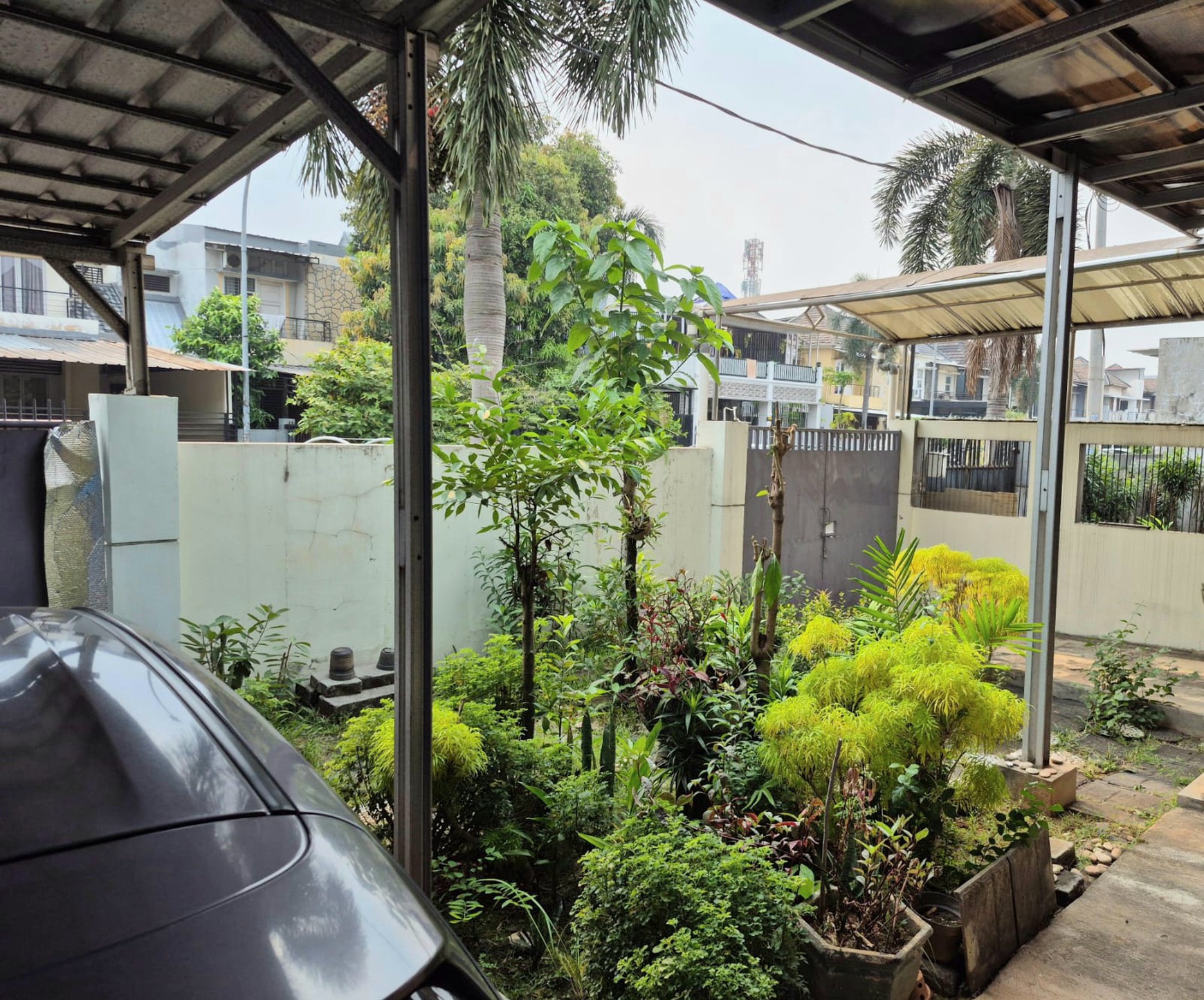 Jual Cepat Rumah Hook Serpong Park Boulevard Jelupang Serpong Tangerang Selatan Strategis