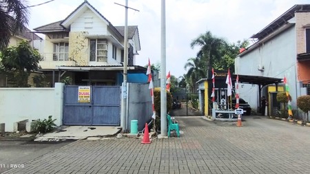 Jual Cepat Rumah Hook Serpong Park Boulevard Jelupang Serpong Tangerang Selatan Strategis