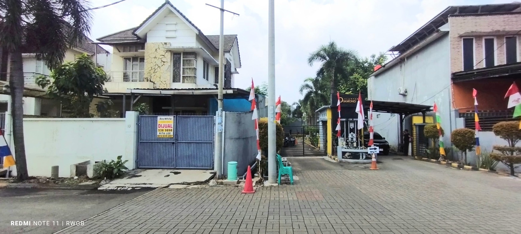 Jual Cepat Rumah Hook Serpong Park Boulevard Jelupang Serpong Tangerang Selatan Strategis