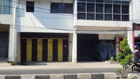 DIJUAL 2 RUMAH HITUNG TANAH DI AREA KOMERSIAL JALAN KAPASAN