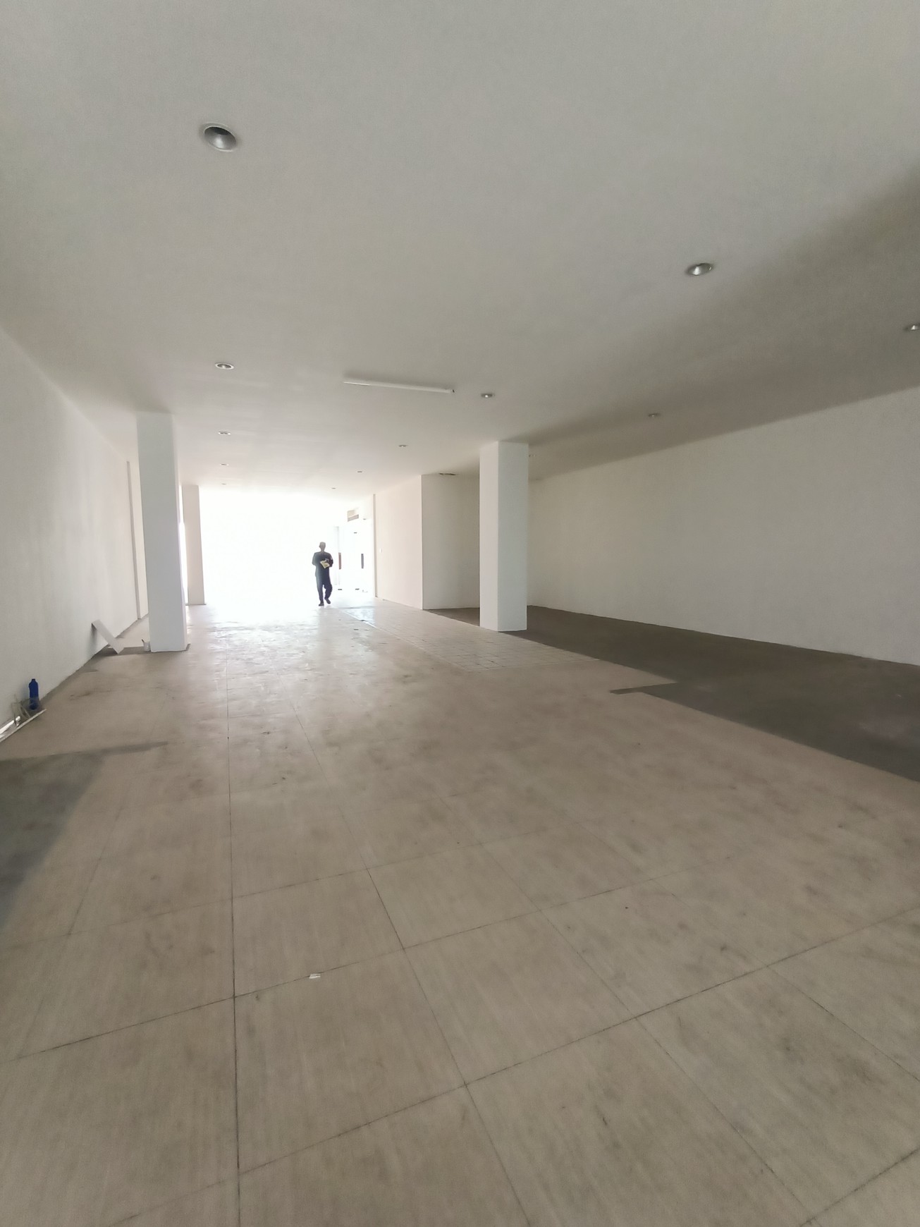 Disewakan Mini Building 4 Lantai Multifungsi di Area Strategis Diantara Jakarta Pusat & Barat