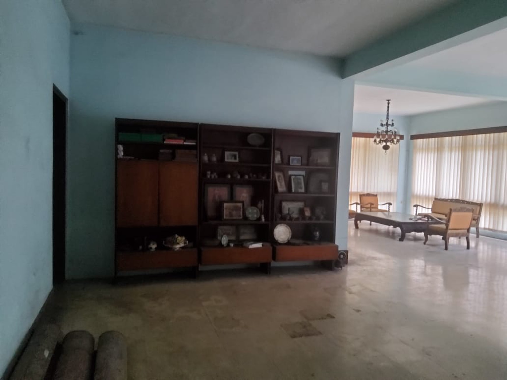 Rumah Hitung Tanah Lokasi Sangat Strategis Zona Komersial di Rawamagun 