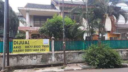 Rumah Hitung Tanah Lokasi Sangat Strategis Zona Komersial di Rawamagun 