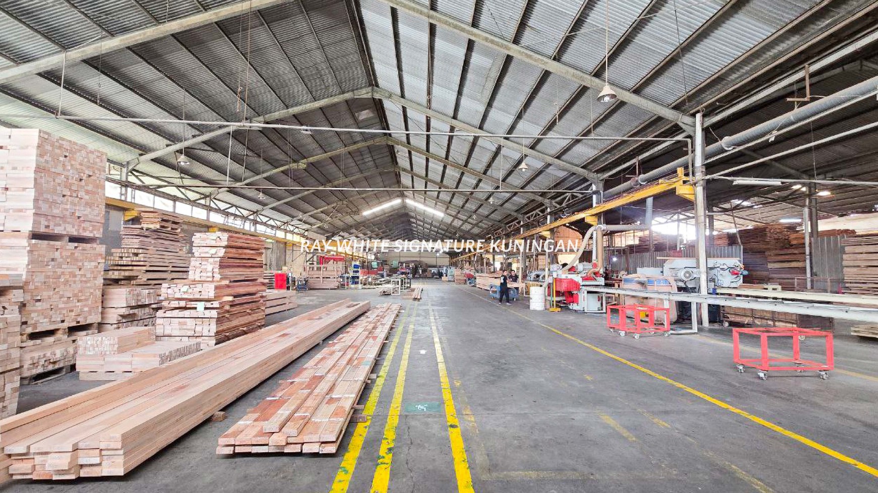 Gudang Super Strategis Luas 9500 m di Jl Pulo Gadung