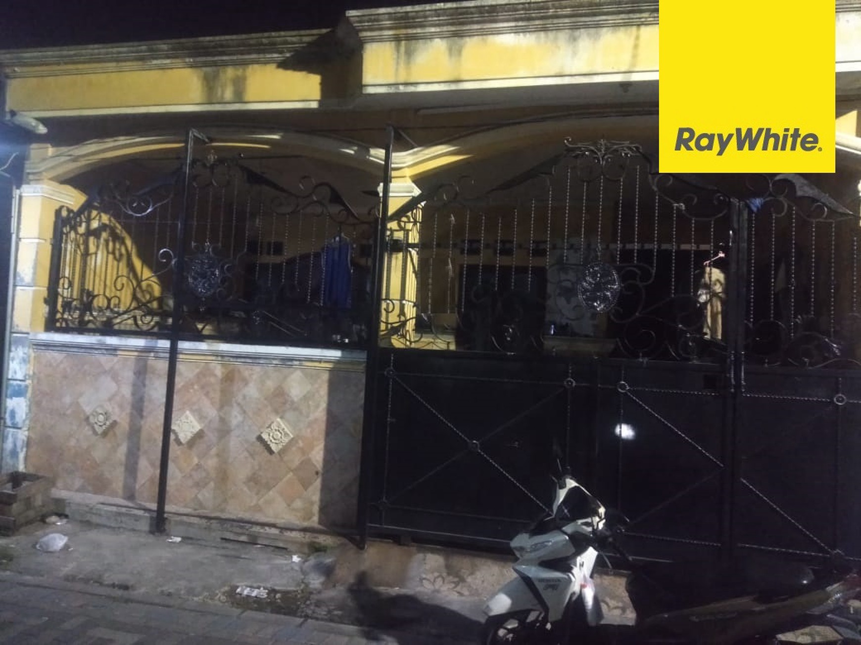 Dijual Rumah 900 Jutaan di Jalan Sambi Arum Surabaya