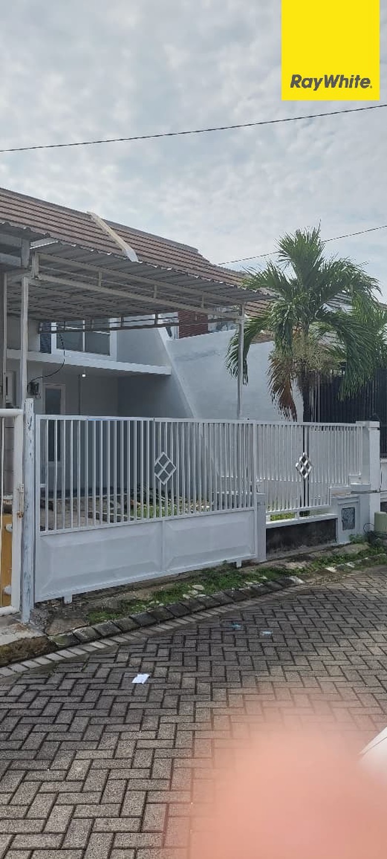 Disewakan Rumah Murah di Purimas Legian Surabaya