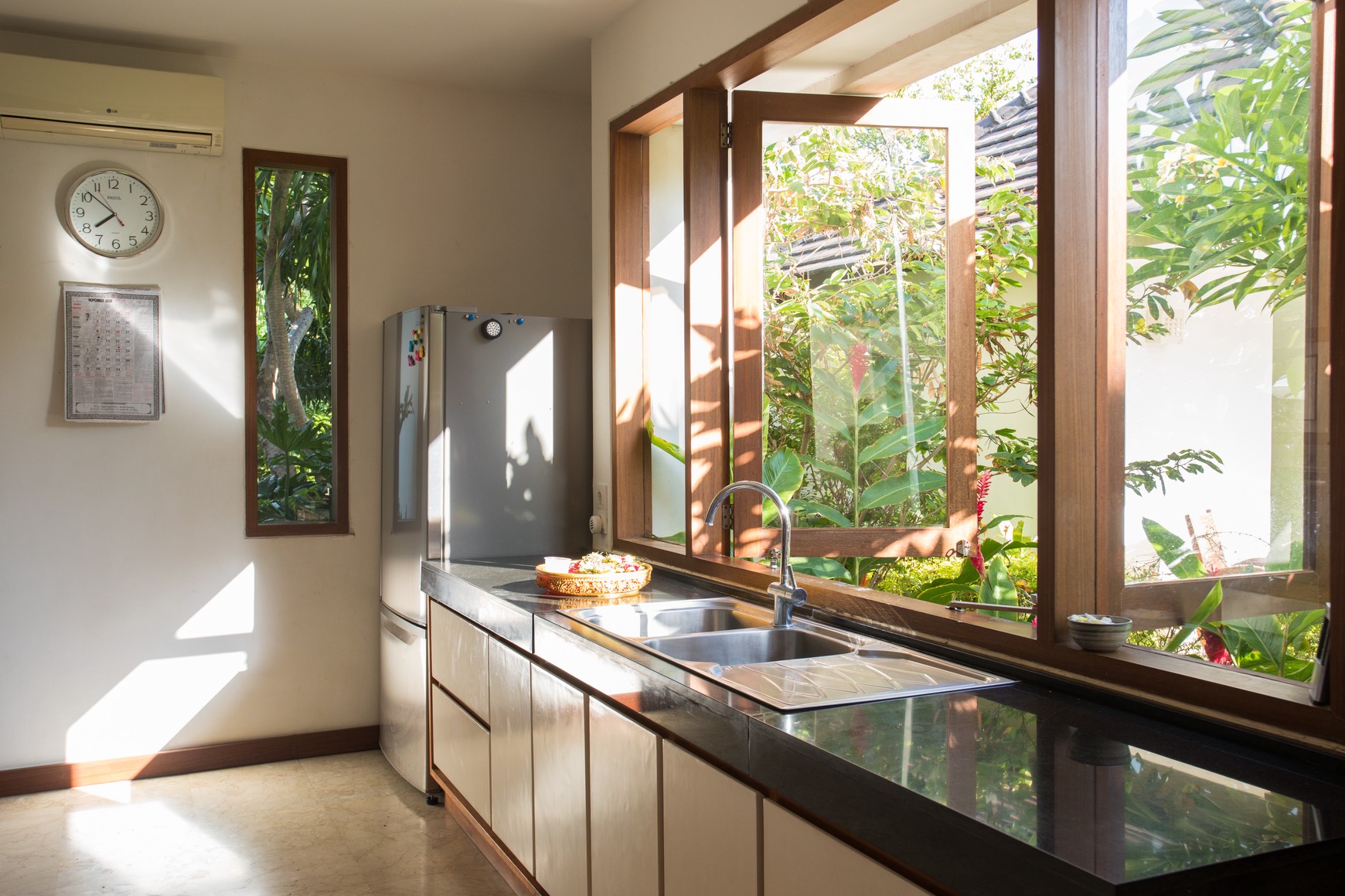 Villa for Sale Freehold - Where Luxury Meets the Sea - Rare Oceanview Villa in Amed, Bali!