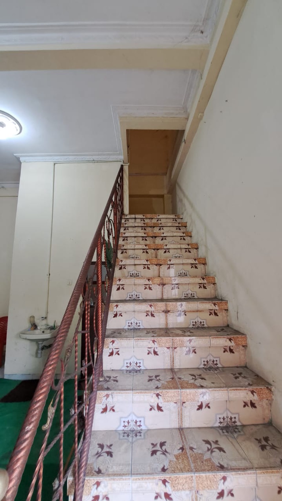 Disewakan Ruko 2 Lantai Lokasi Startegis di Jalan Magelang - Purworejo 