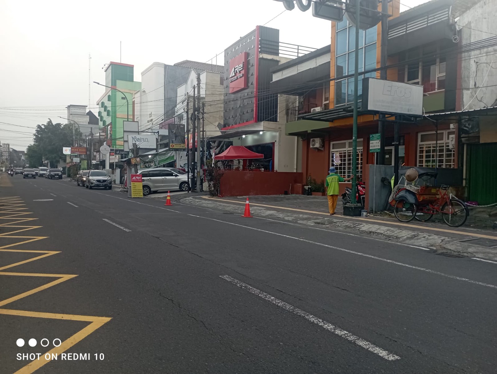 Ruko Strategis Dekat Kampus UGM, Jalan Simanjuntak, Yogyakarta