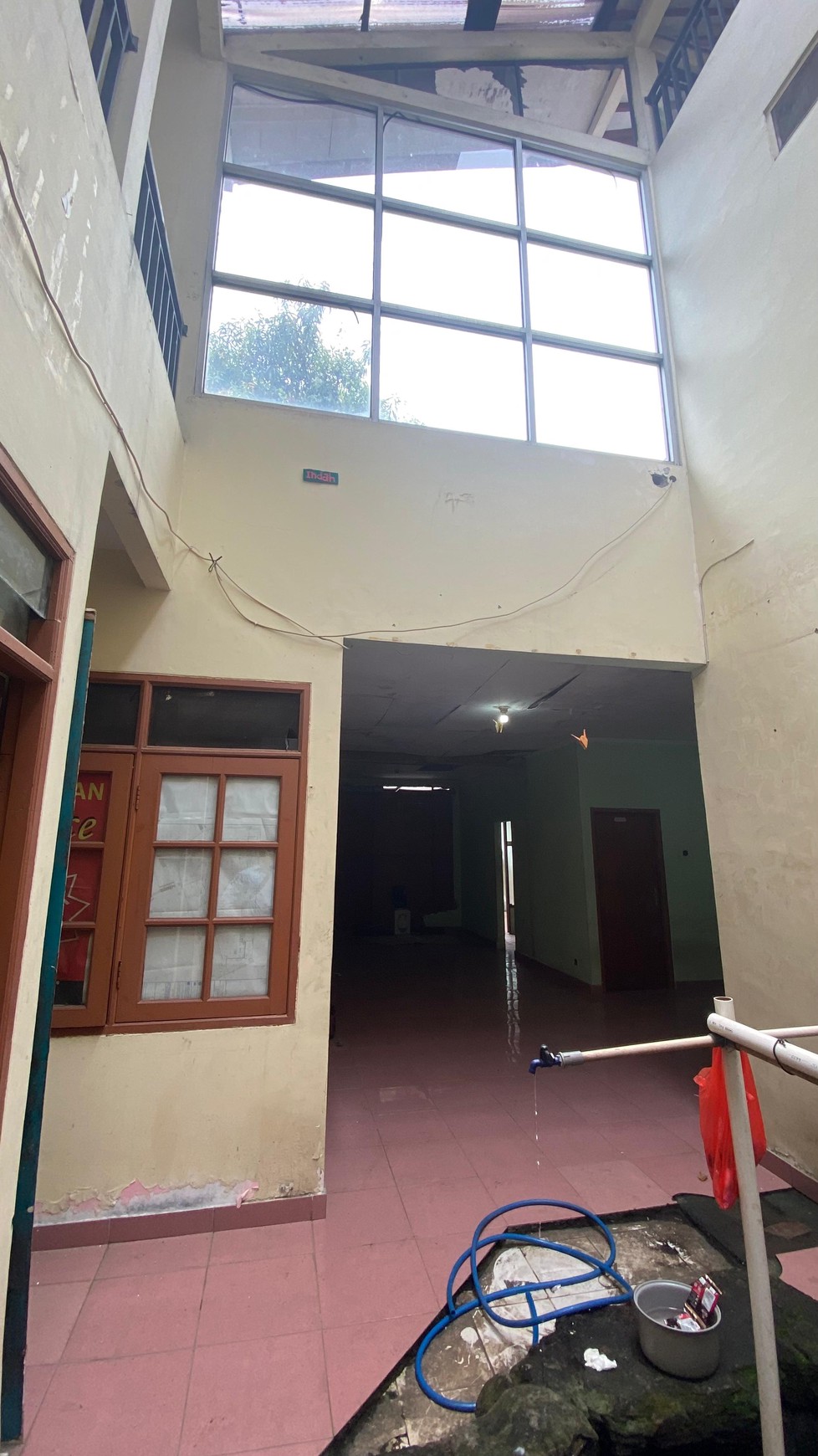 Rumah Lama Lokasi Sangat Strategis di Zona Komersial  daerah Pasar Minggu