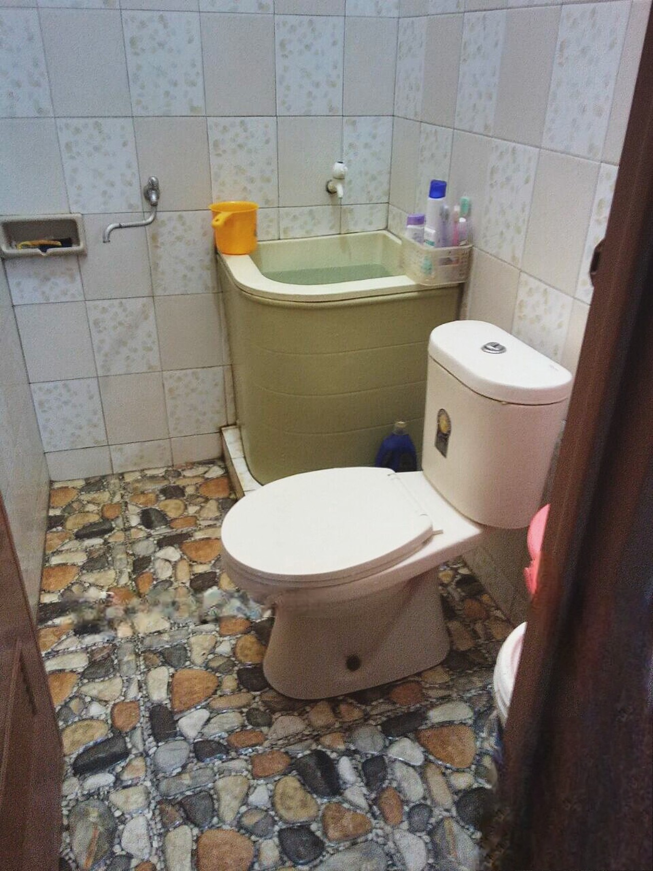 Dijual rumah murah BU di Cilodong Depok - lokasi strategis, harga nego