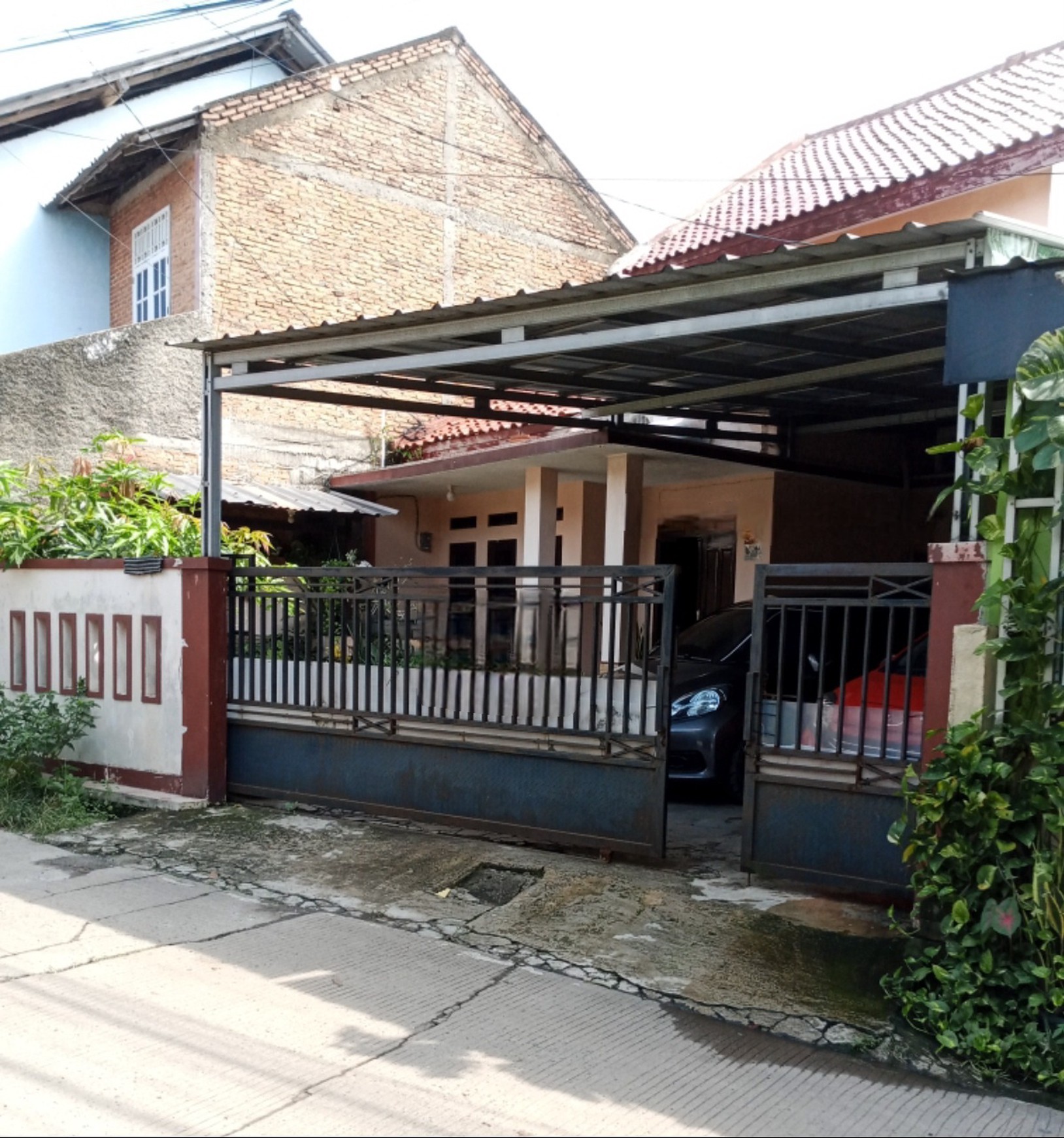Dijual rumah murah BU di Cilodong Depok - lokasi strategis, harga nego