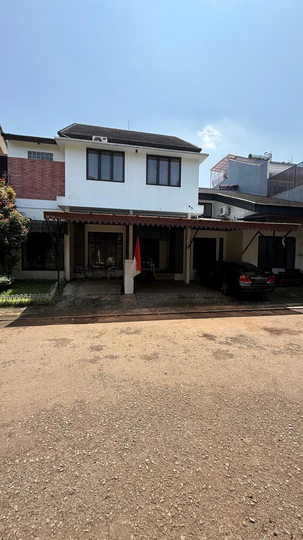 Rumah 2 Lantai Siap Huni di Bintaro dengan KT 7+2 dan KM 7+1 sudah SHM @Bintaro Sektor 9