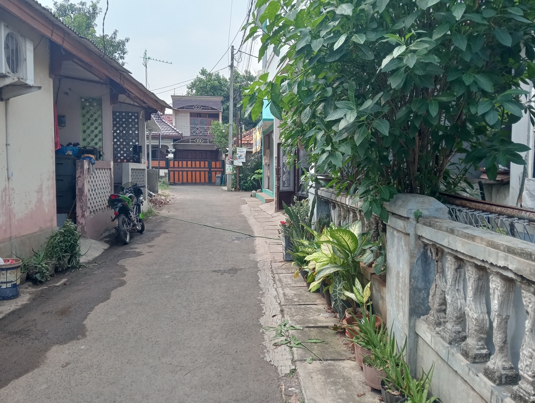 Kp. Areman, Tugu, Kelapa Dua, Strategis, Bebas Banjir, Harga  NEGO