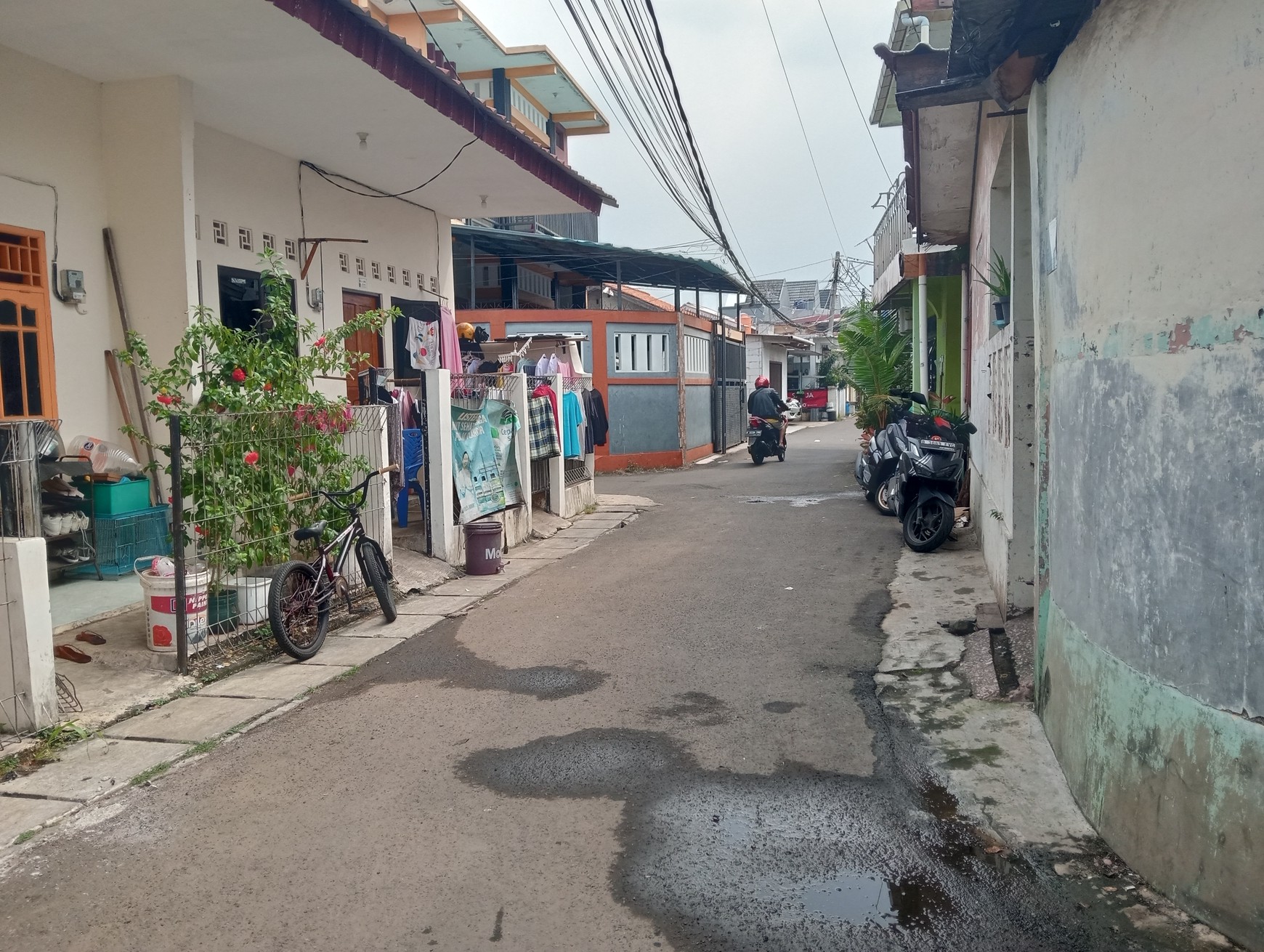 Kp. Areman, Tugu, Kelapa Dua, Strategis, Bebas Banjir, Harga  NEGO