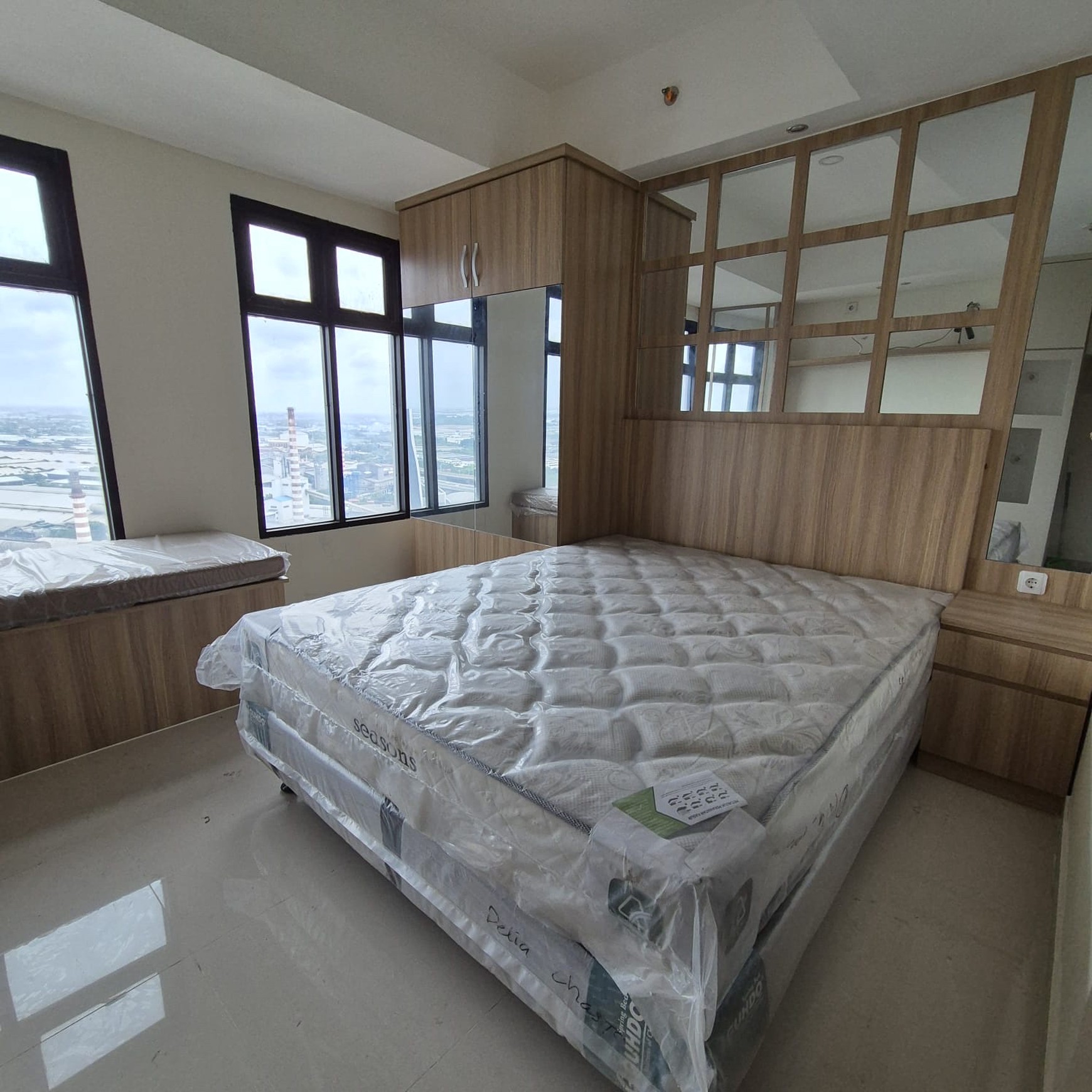 Apartemen Unit Studio minimalis modern di Pollux Mall Chadstone Tower Christie