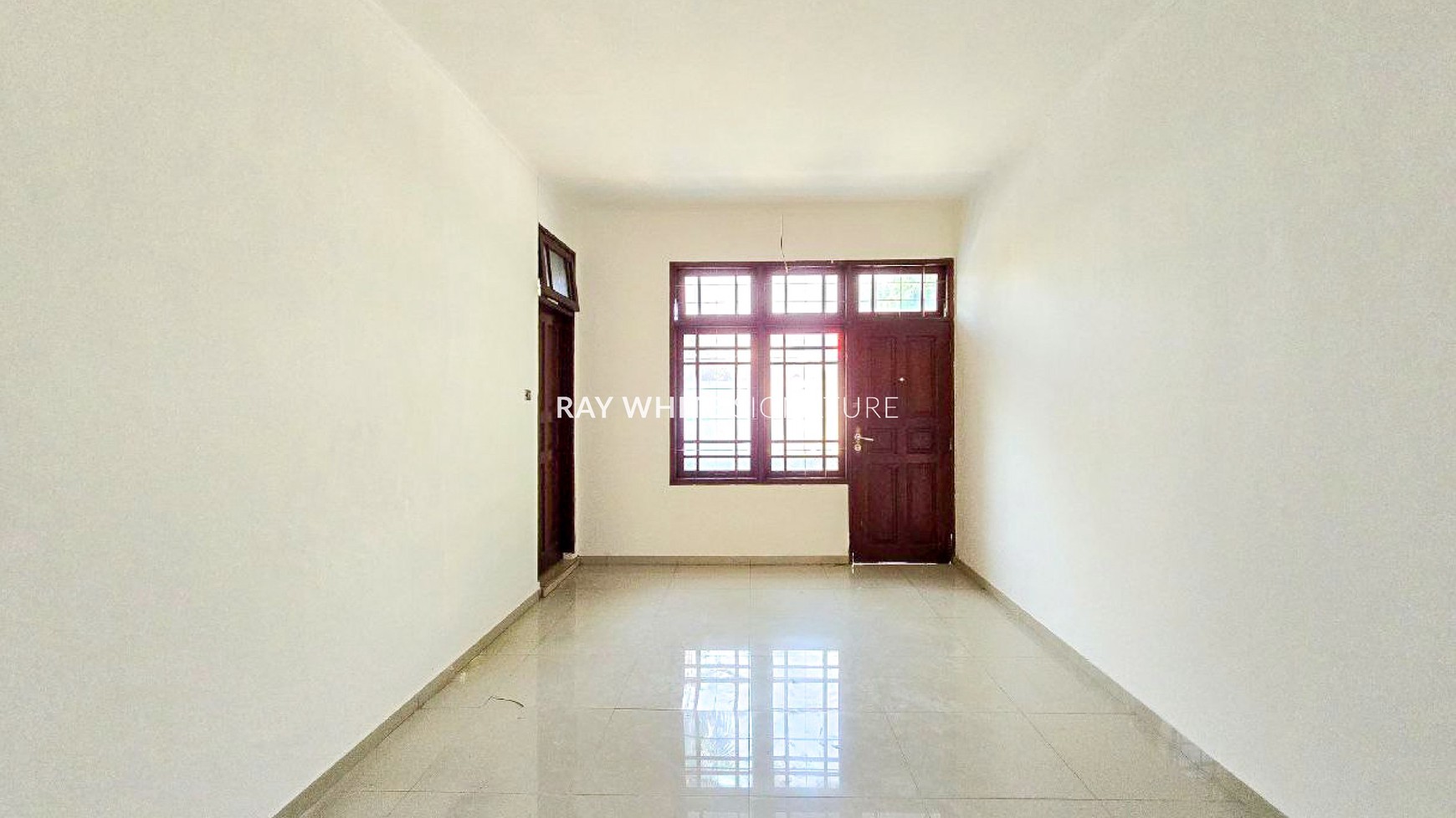 For Lease Rumah Posisi Hook di Jl Tulung Agung Menteng