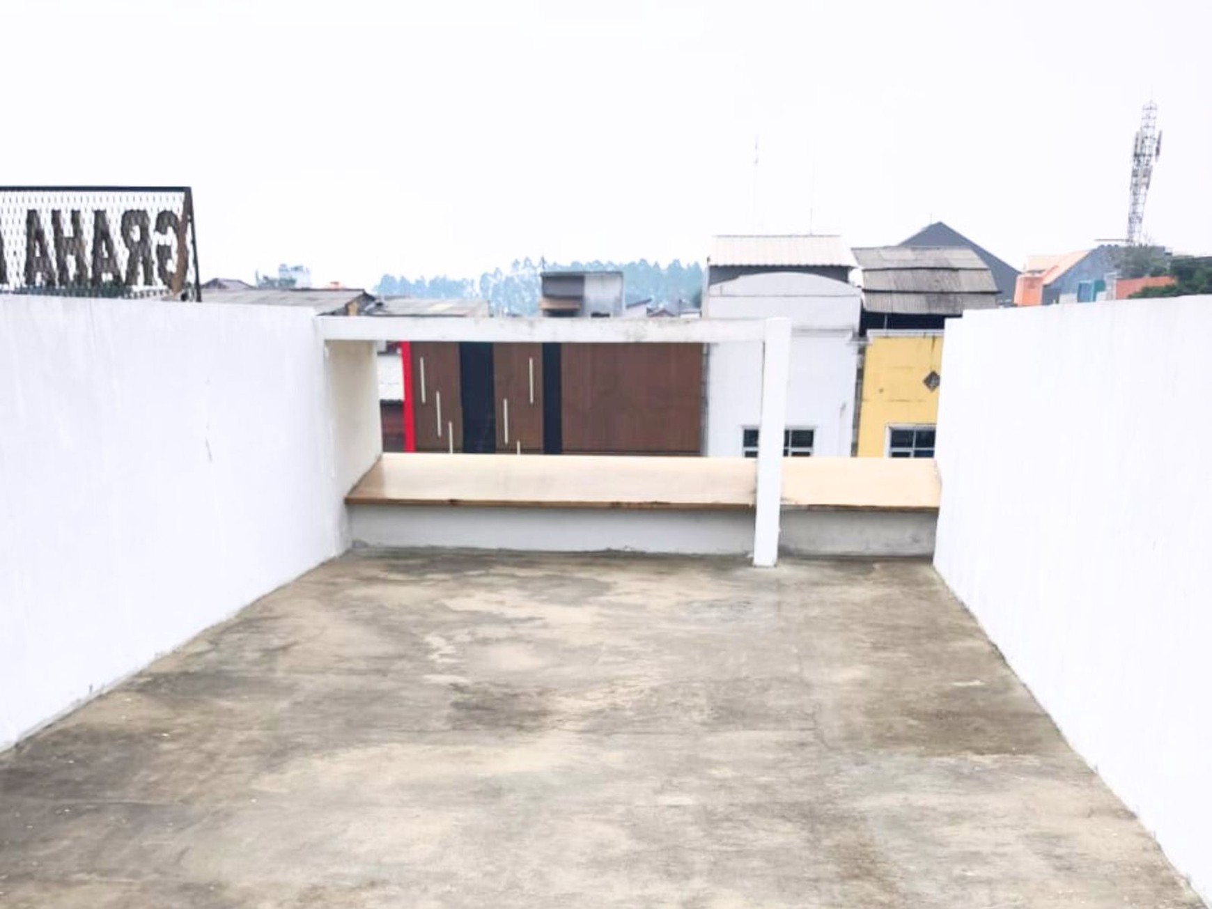 Ruko Baru 3,5 Lantai, Strategis Komersil Di Tebet Barat, Dekat Jl. MT Haryono