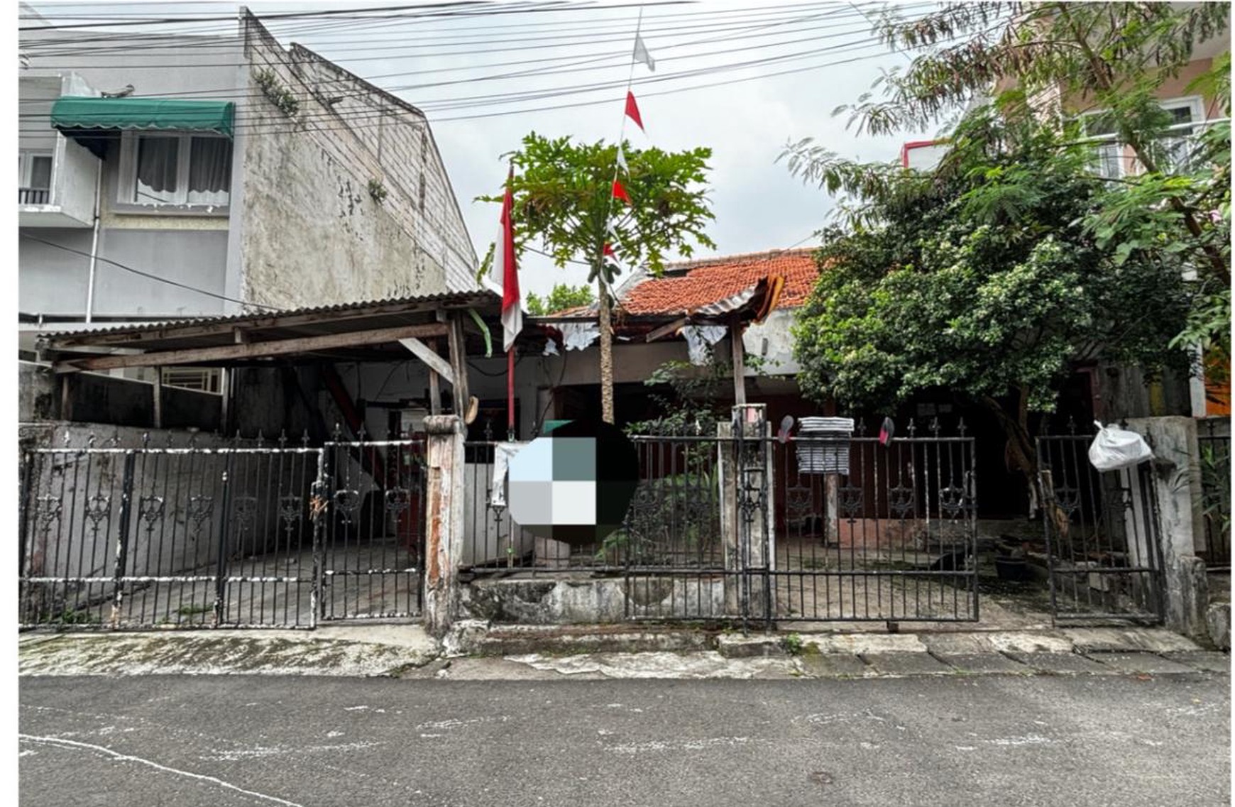 Rumah Hitung Tanah Akses Jalan 2 Mobil Di Tebet Utara, Dekat Jl. Abdullah Syafei