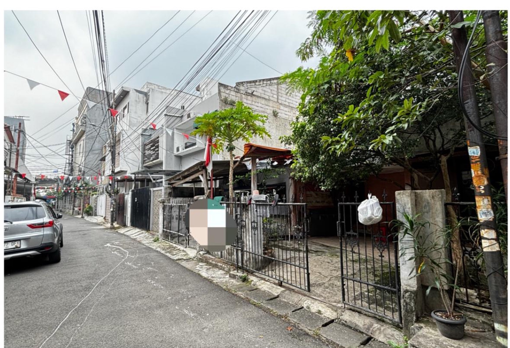 Rumah Hitung Tanah Akses Jalan 2 Mobil Di Tebet Utara, Dekat Jl. Abdullah Syafei