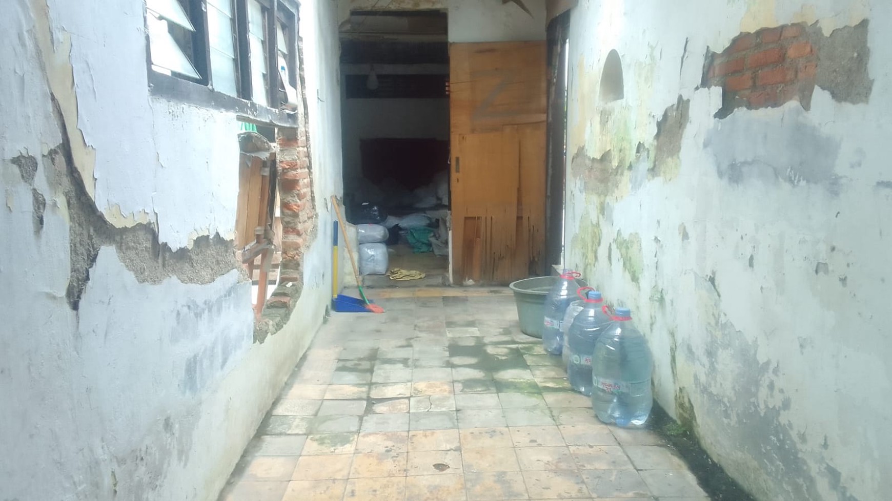 Rumah Hitung Tanah Akses Jalan 2 Mobil Di Tebet Utara, Dekat Jl. Abdullah Syafei