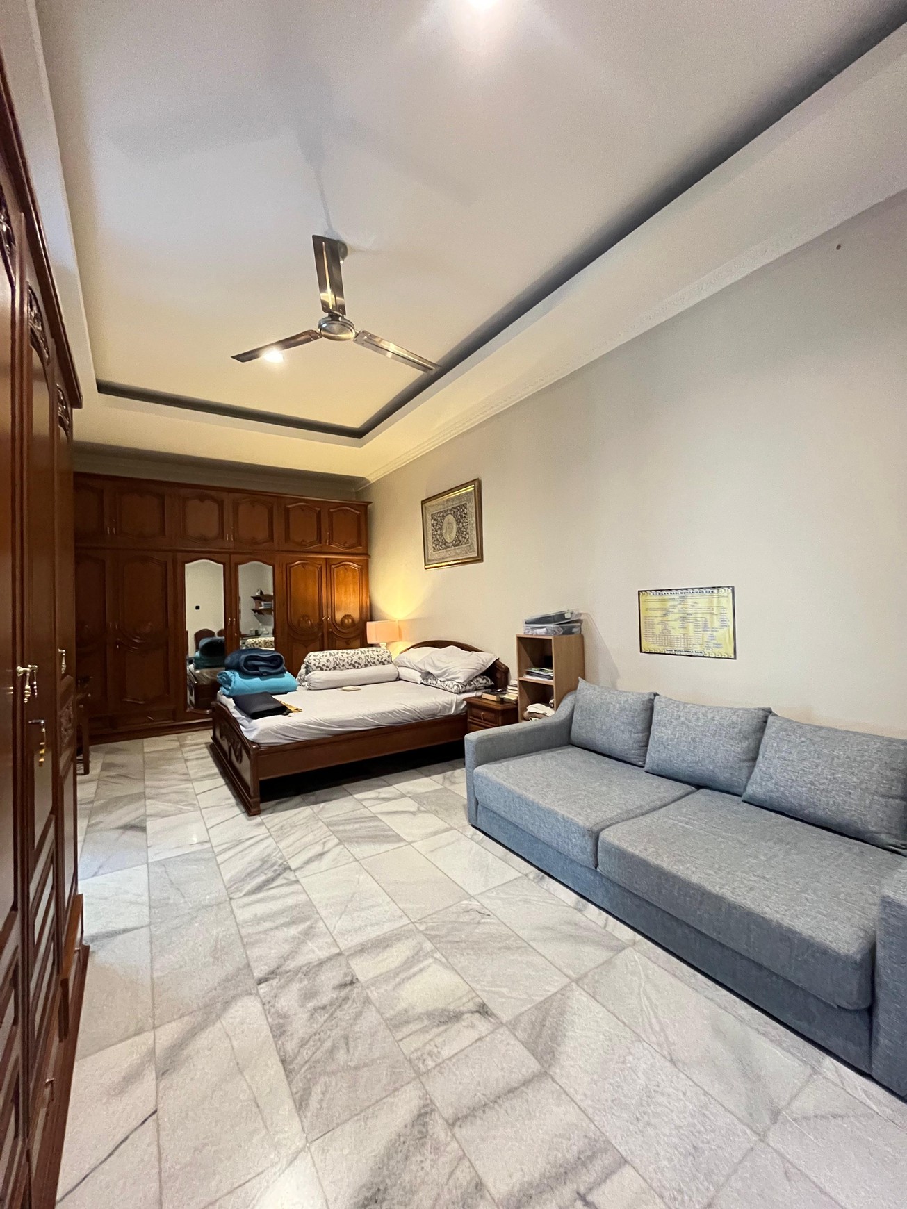 Rumah Fancy dalam Komplek Strategis Cinere Full Furnished