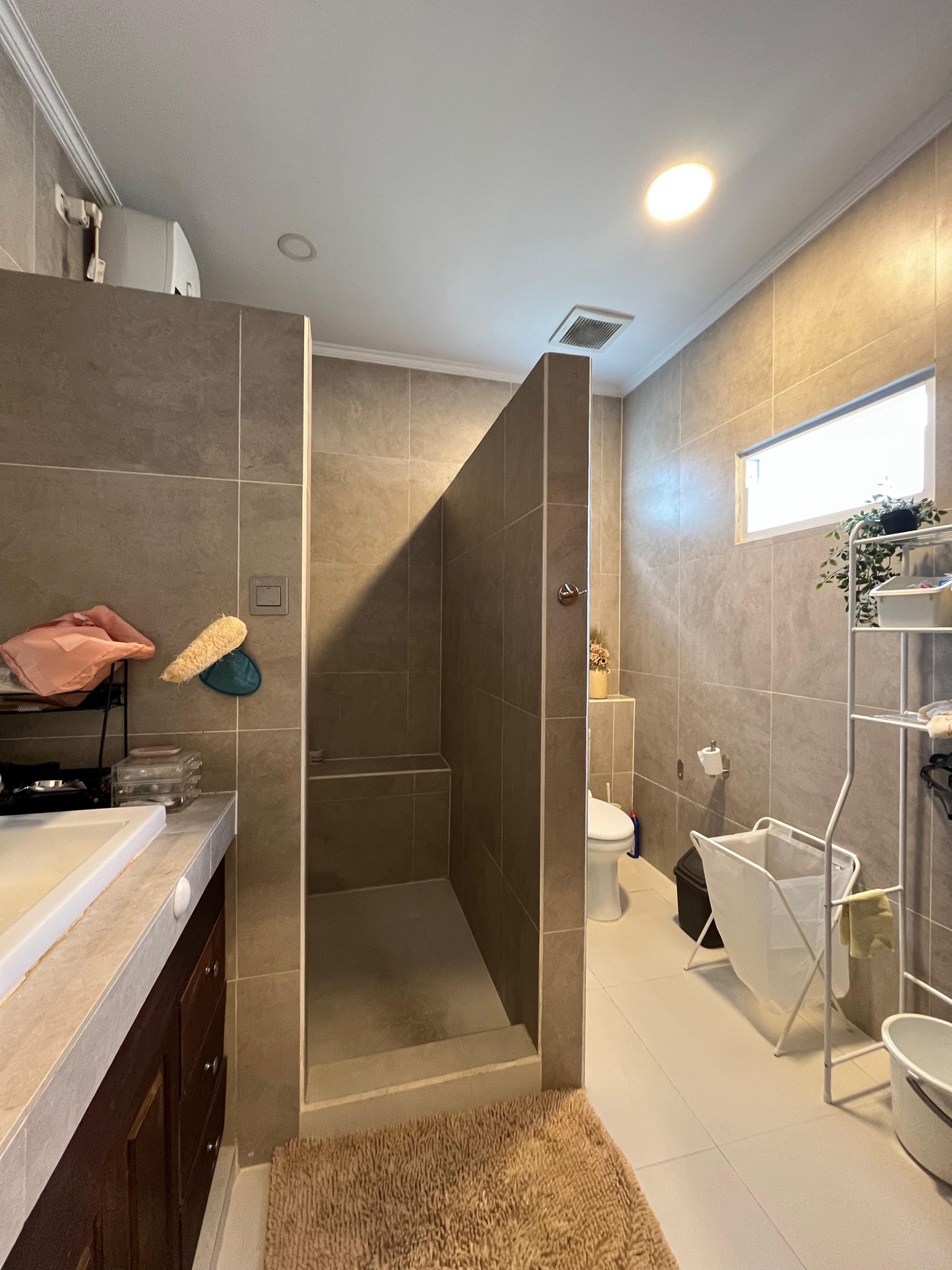 Rumah Fancy dalam Komplek Strategis Cinere Full Furnished