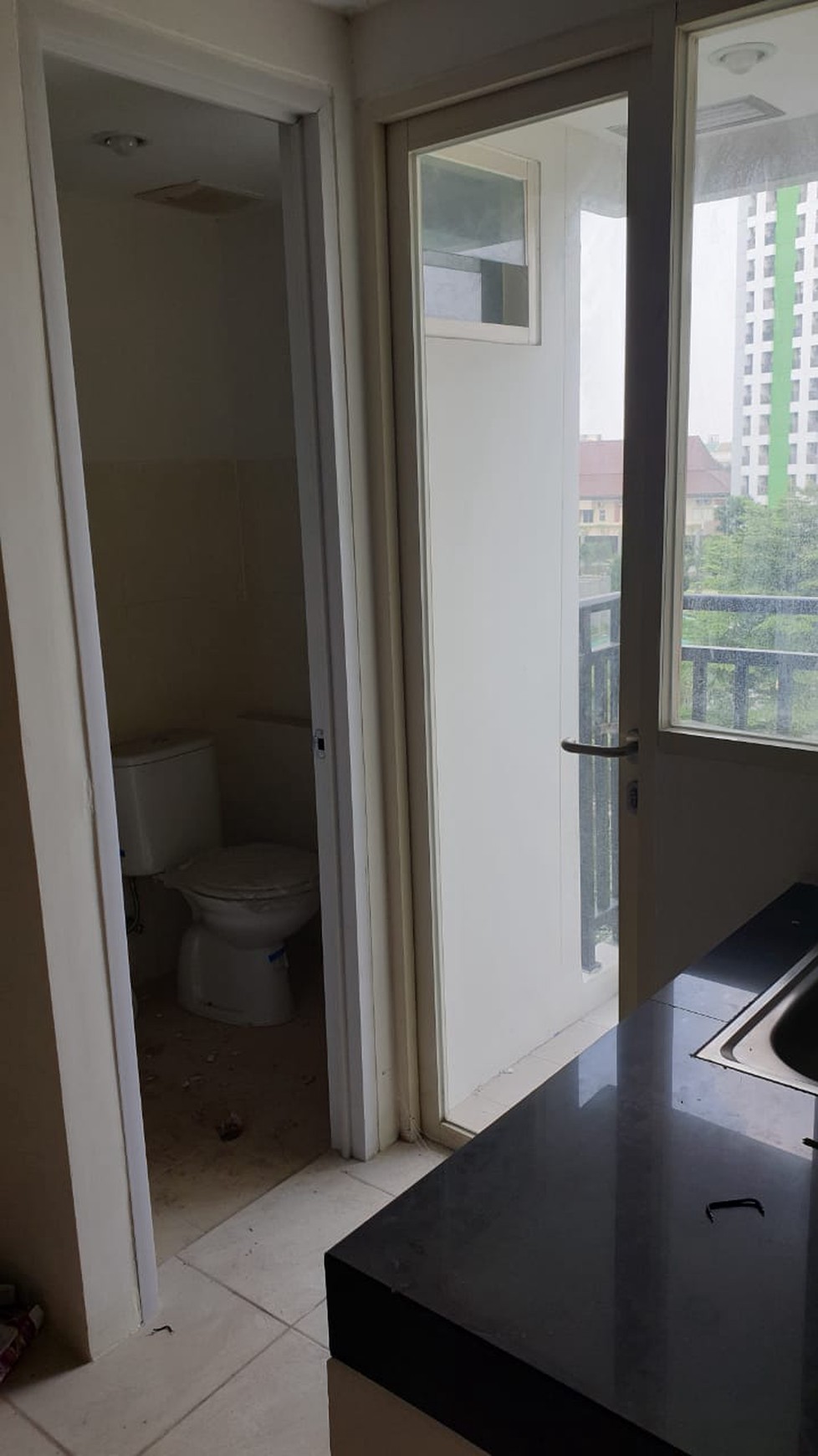 jual cepat termurah 2 apartemen studio jadi 1 green lake tangerang banten hanya 550jt nego tipis