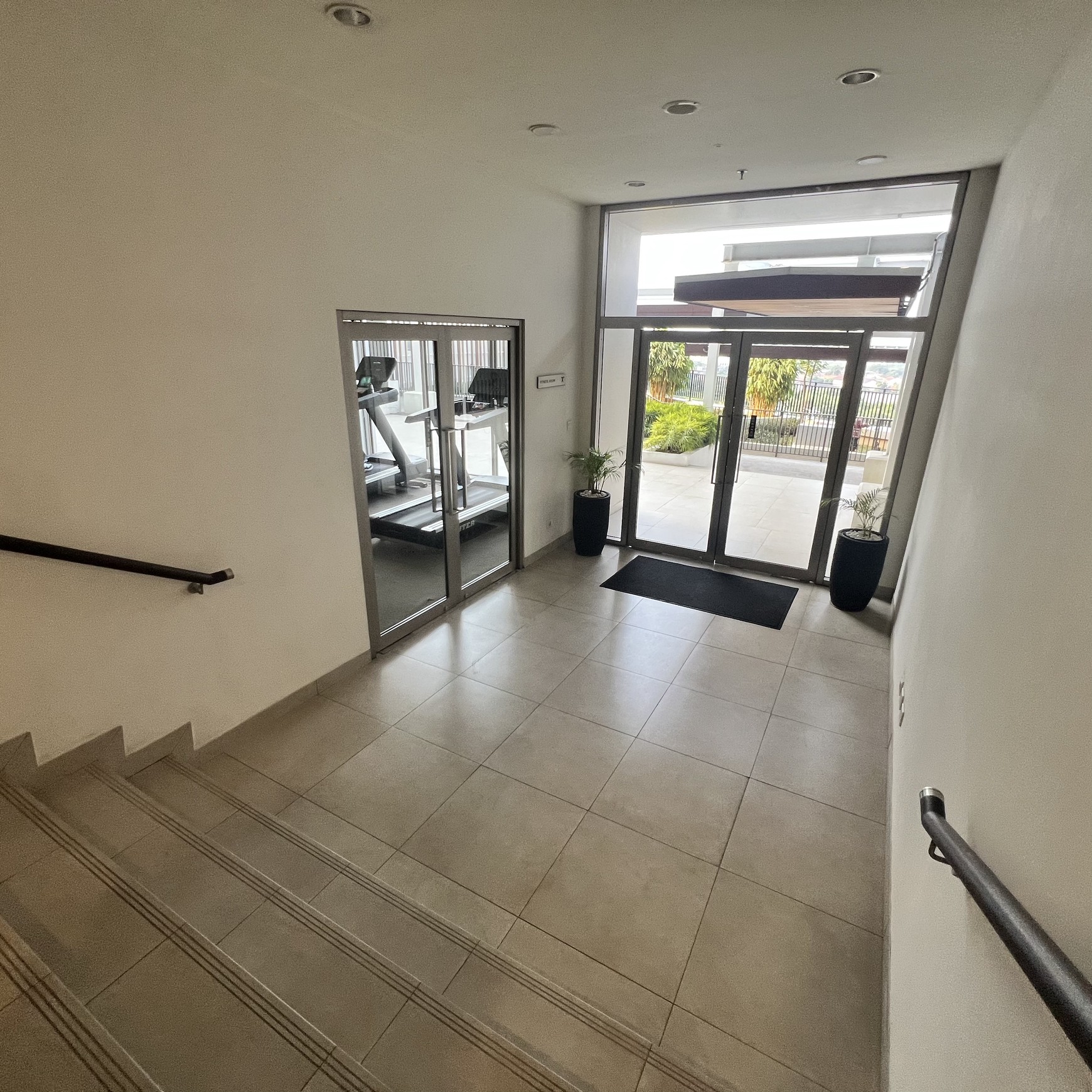 Tinggal Bawa Koper!!, Apartemen Modern Orange County - 2BR, Full Furnished & Lokasi Premium