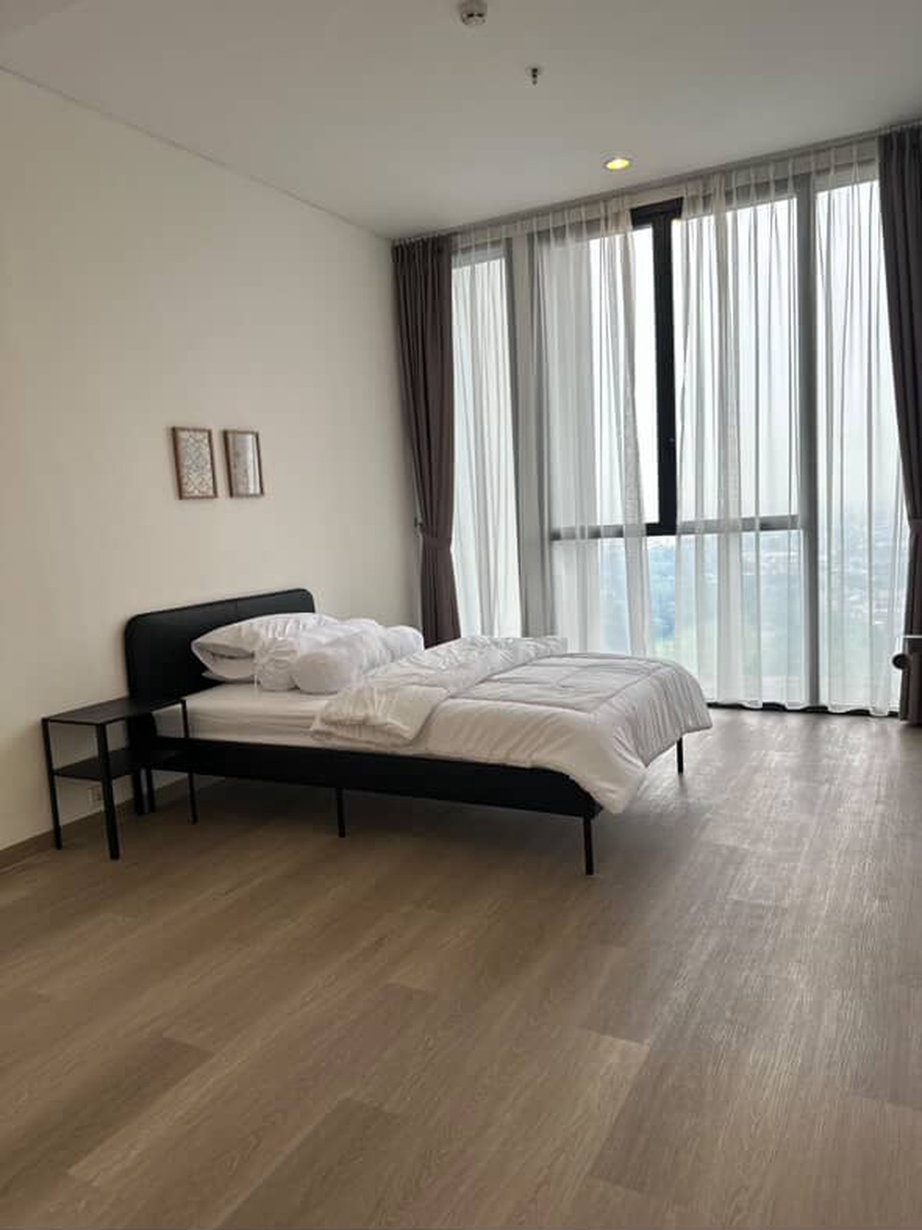 Disewakan Apartemen Izzara TB Simatupang - Unit Mewah Fully Furnished