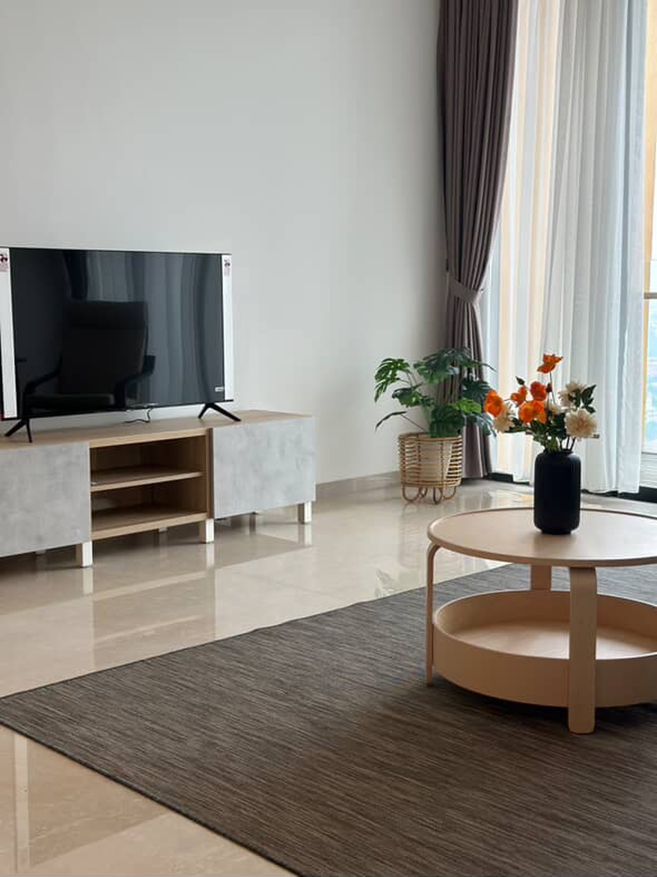 Disewakan Apartemen Izzara TB Simatupang - Unit Mewah Fully Furnished