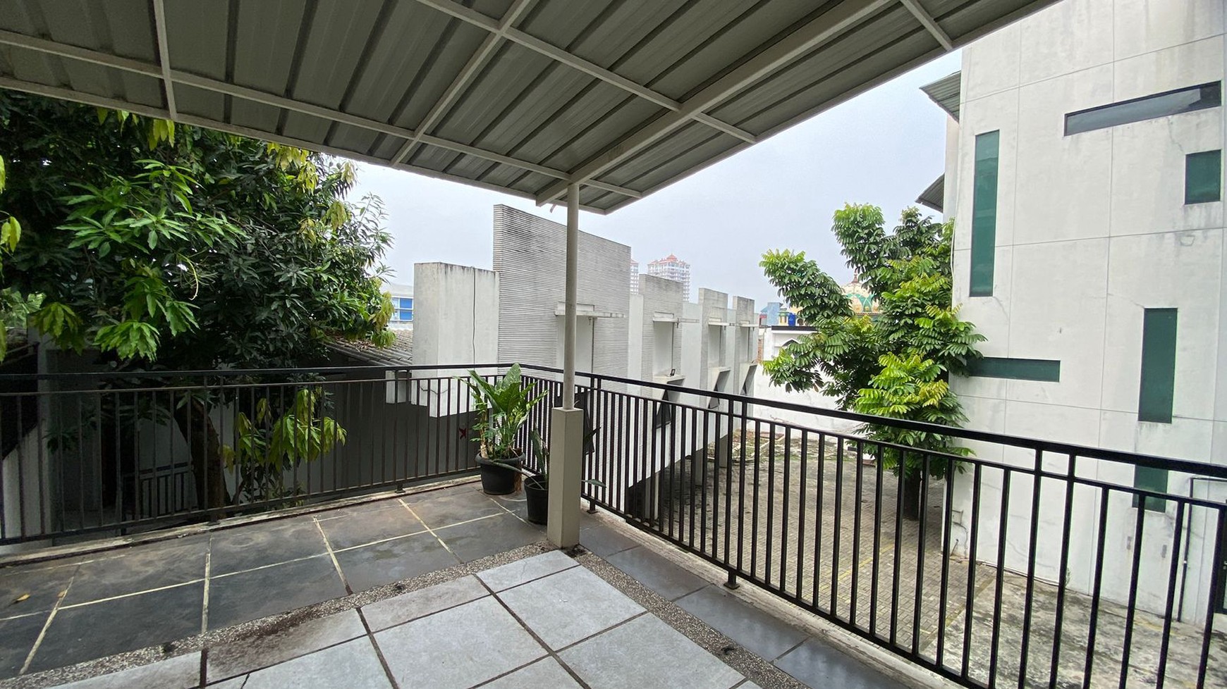 Dijual Cepat! Gedung Kantor Siap Pakai di Jl Wijaya, Kebayoran Baru