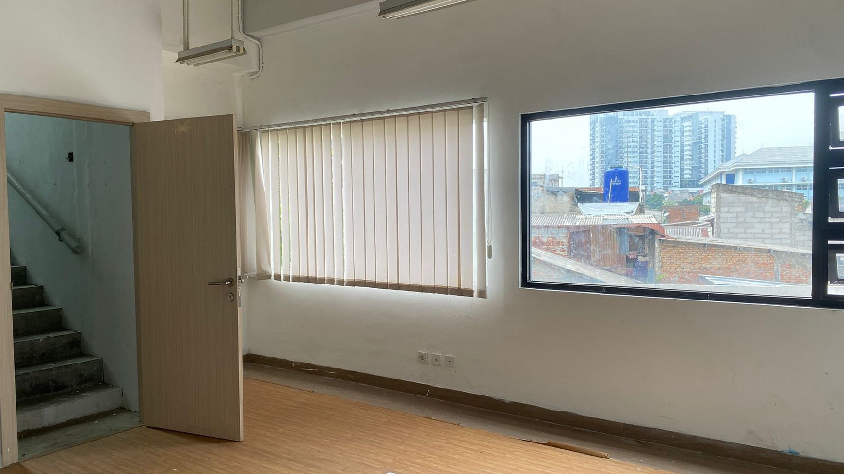 Dijual Cepat! Gedung Kantor Siap Pakai di Jl Wijaya, Kebayoran Baru