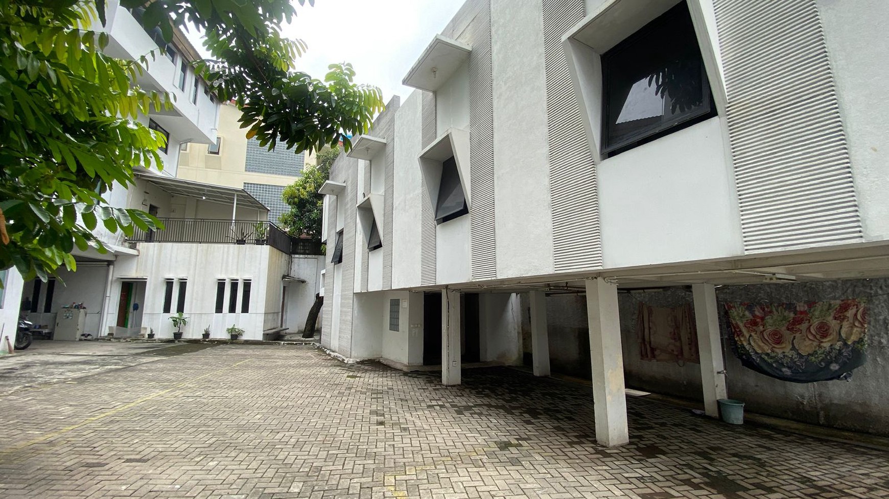 Dijual Cepat! Gedung Kantor Siap Pakai di Jl Wijaya, Kebayoran Baru