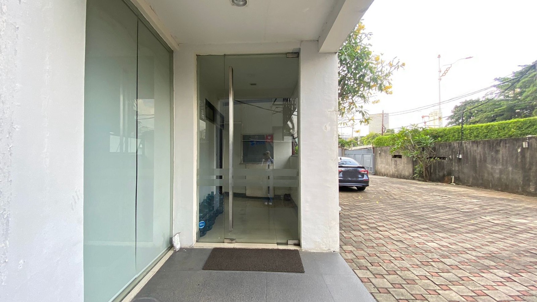 Disewakan Cepat! Kantor Siap Pakai di Jl Sisingamangaraja, Kebayoran Baru, Jakarta Selatan