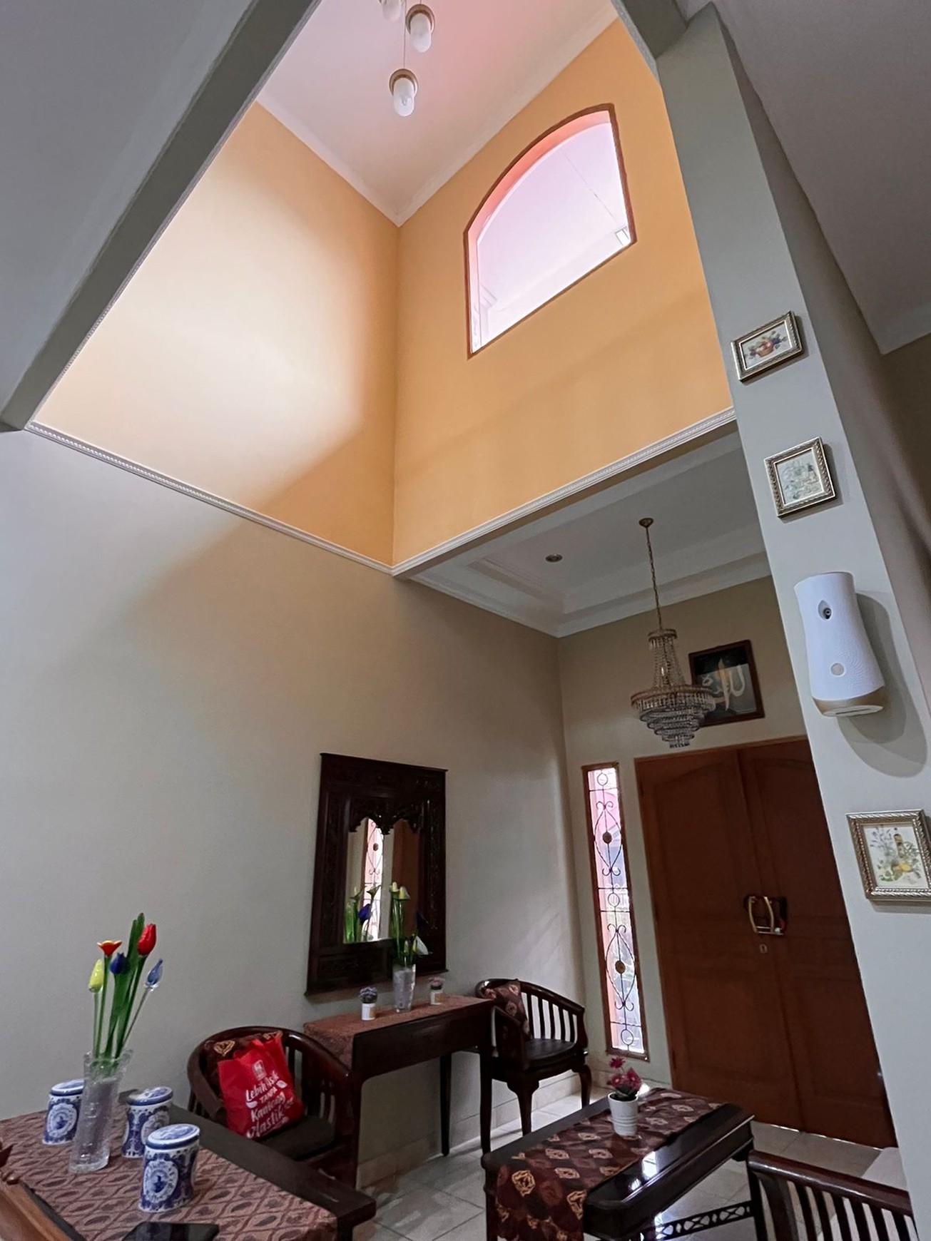 Dijual rumah cantik di Grand Galaxy Bekasi